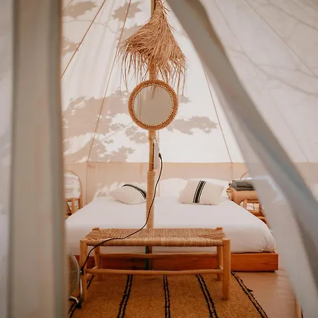 مكان تخييم Holacamp Gandia