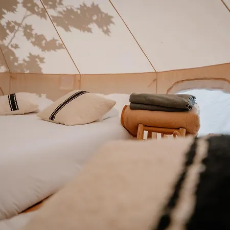 مكان تخييم Holacamp Gandia