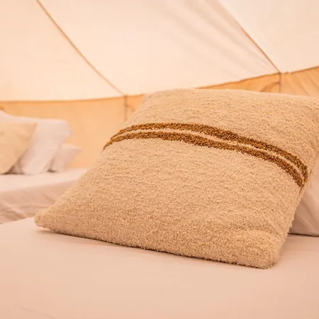 مكان تخييم Holacamp Gandia