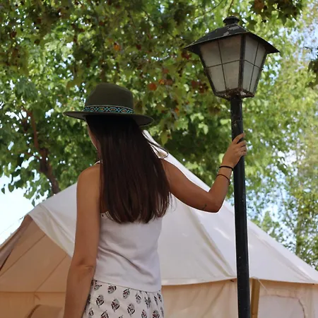 مكان تخييم Holacamp Gandia دياموز